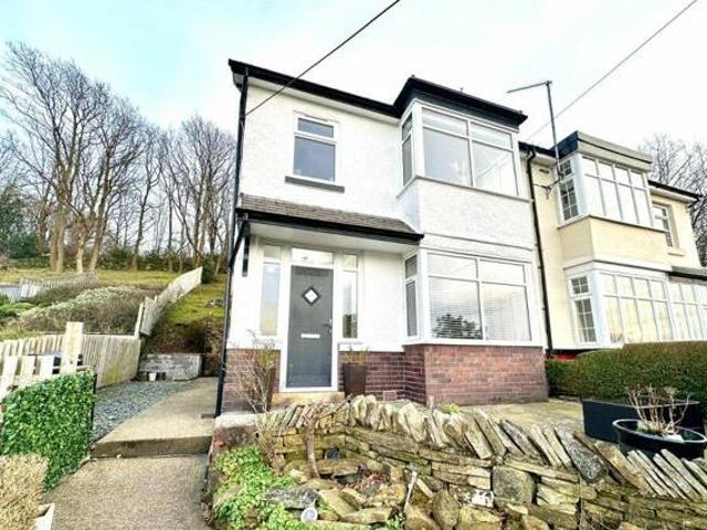 House for sale in Holmfirth, West Yorkshire