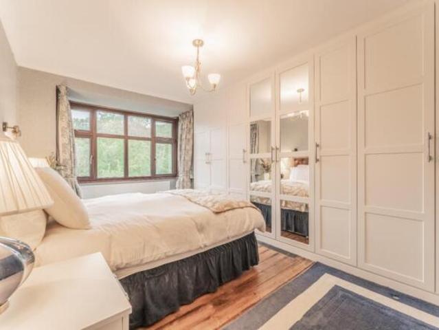 Farm for sale in Lyons, Greater London