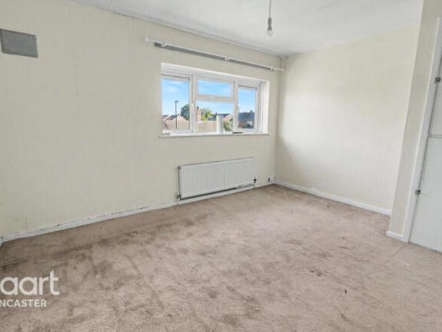Farm for sale in Balby, South Yorkshire