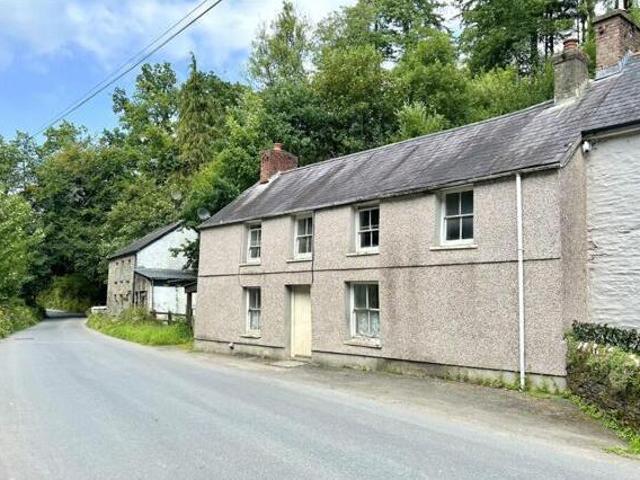 House for sale in Newcastle Emlyn, Wales