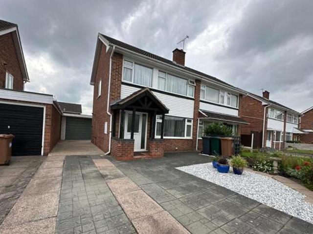 House for sale in Lyons, Greater London