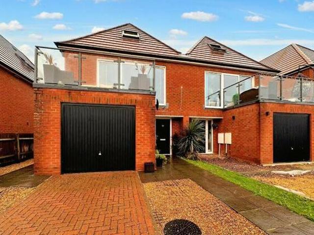 House for sale in Mount Pleasant, Iford