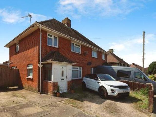 House for sale in Newport