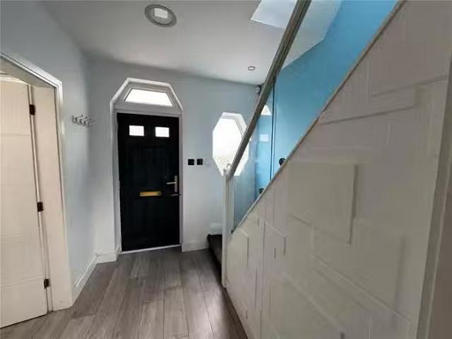 House for sale in Bowling Bank