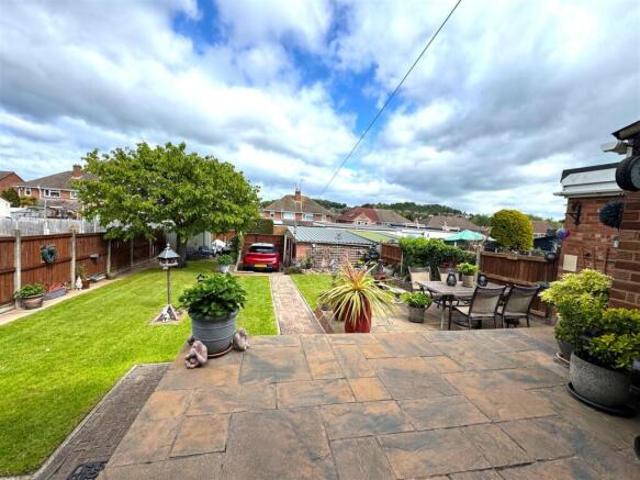 Farm for sale in Warndon, Worcestershire