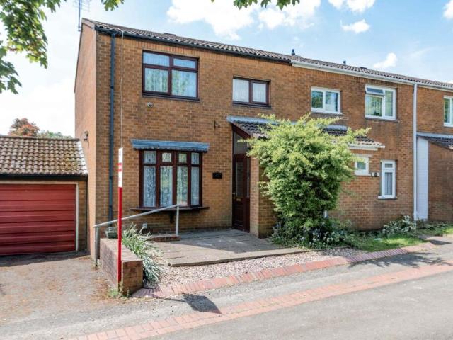 Farm for sale in Rednal