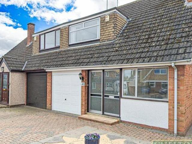 House for sale in Northampton, Northamptonshire