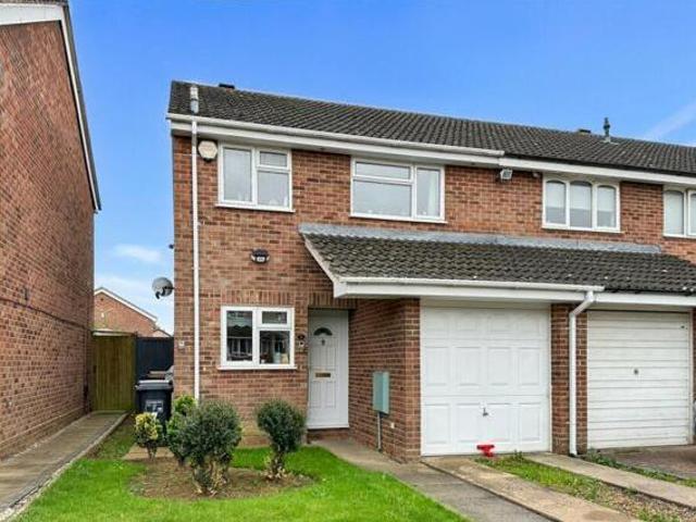 House for sale in Northampton, West Northamptonshire
