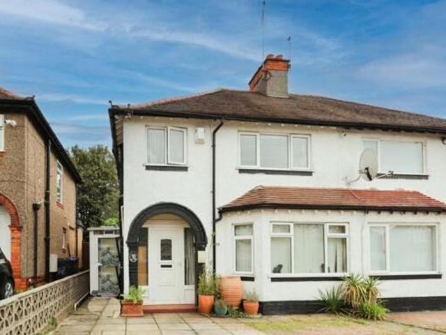 House for sale in Northampton, Northamptonshire