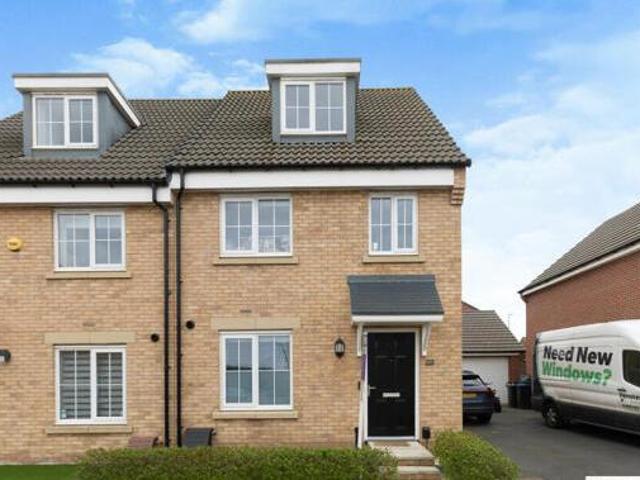 House for sale in Northampton, Northamptonshire