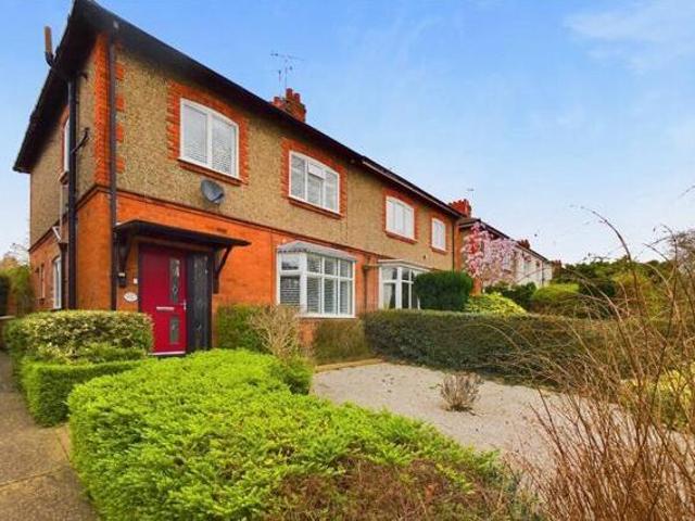 House for sale in Northampton, Northamptonshire