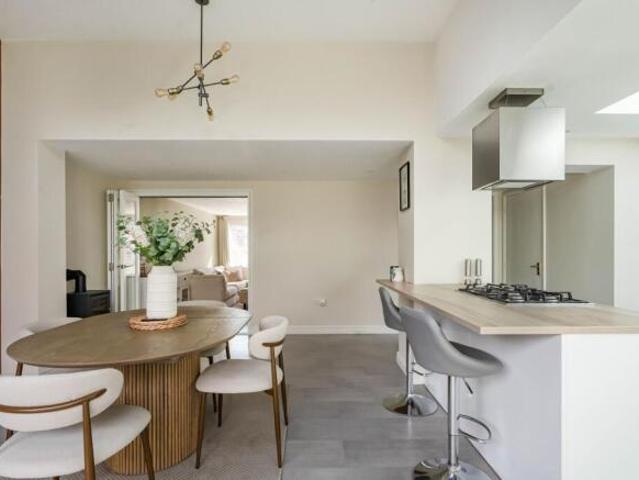 Farm for sale in Swindon, England