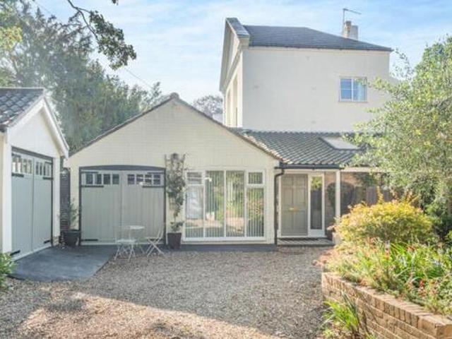 House for sale in Eaton Rise, East Bank