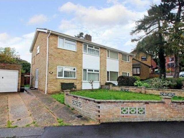House for sale in Westfield View, East Bank