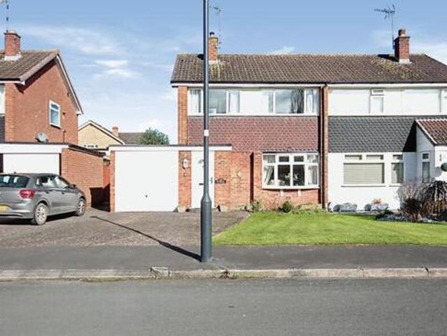 House for sale in Nuneaton, Nuneaton and Bedworth