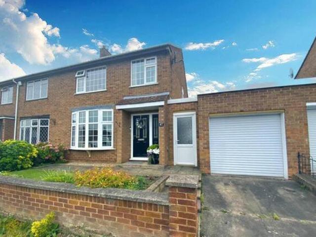 House for sale in Nuneaton, Nuneaton and Bedworth