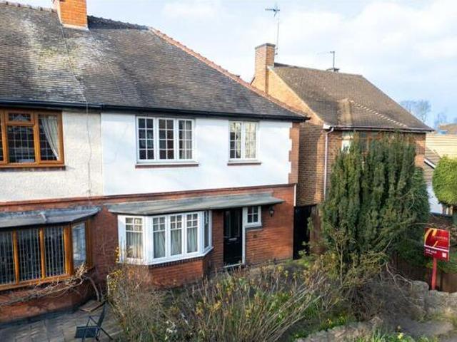 House for sale in Nuneaton, Nuneaton and Bedworth