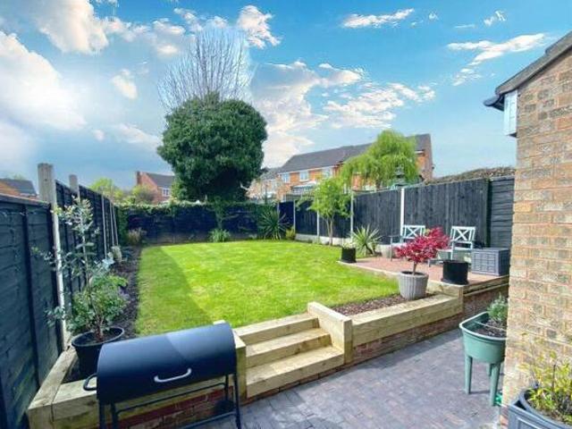 House for sale in Camp Hill, Warwickshire