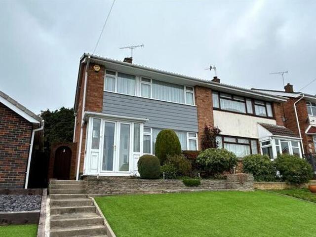 House for sale in Camp Hill, Warwickshire