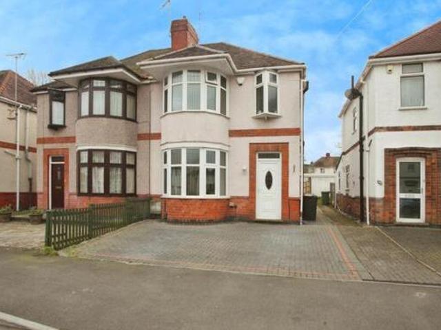 House for sale in Camp Hill, Warwickshire