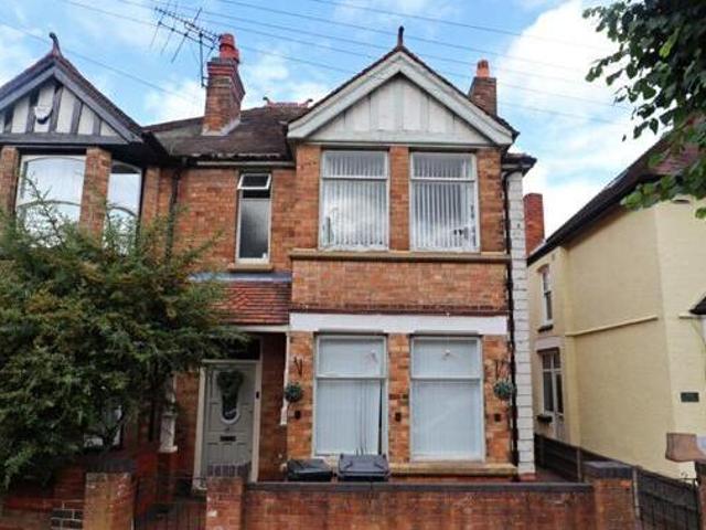 House for sale in Camp Hill, Warwickshire