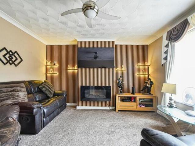 Farm for sale in Rodbourne, Swindon