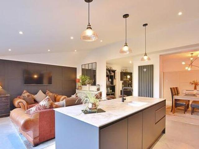 House for sale in Bracebridge, Lincoln