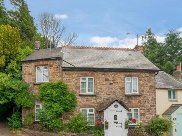 House for sale in Weir Quay, Devon