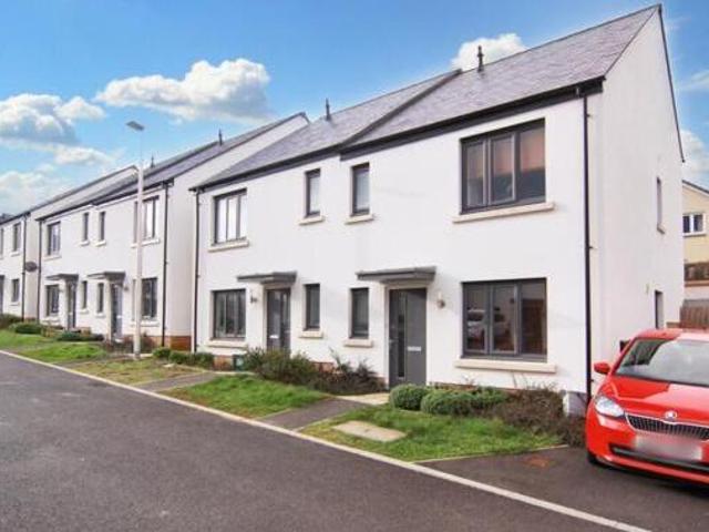 House for sale in Weir Quay, Devon