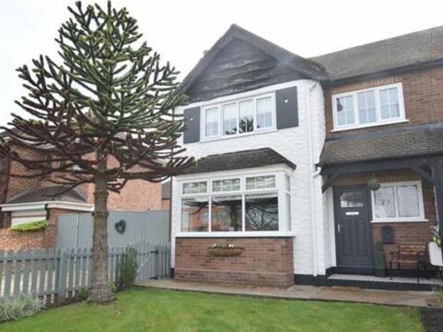 House for sale in Grimsby, North East Lincolnshire