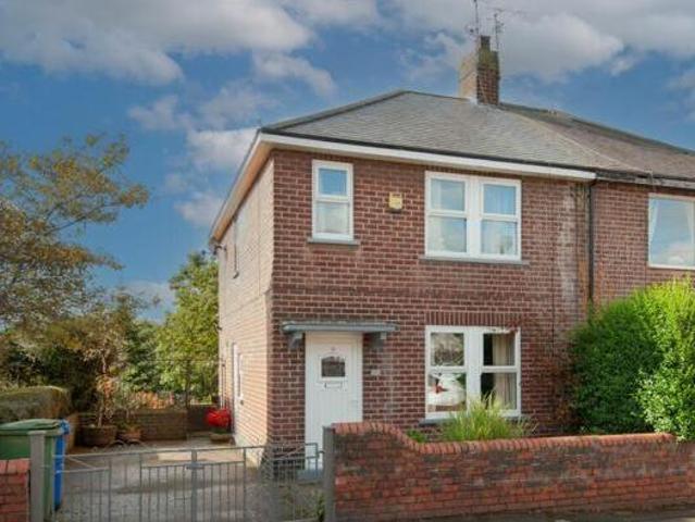 House for sale in Loundsley Green, East Midlands
