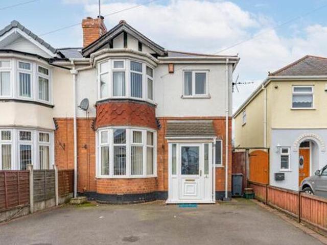 House for sale in Oldbury, West Midlands