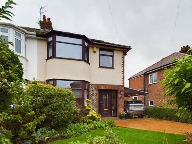 House for sale in Roby Mill, Lancashire
