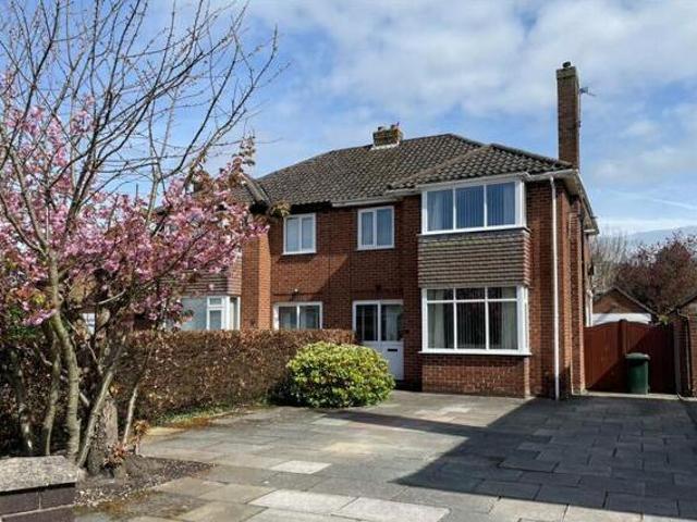 House for sale in Roby Mill, Lancashire