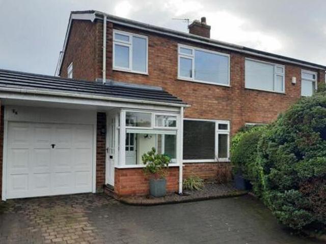 House for sale in Roby Mill, Lancashire