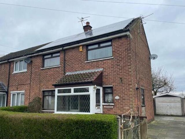 House for sale in Roby Mill, Lancashire