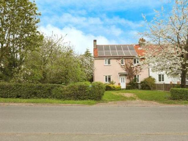 House for sale in Otley, West Yorkshire