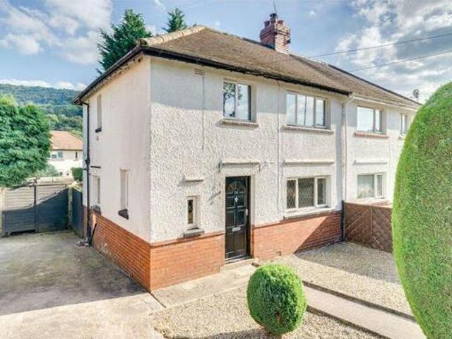 House for sale in West Chevin, Guiseley