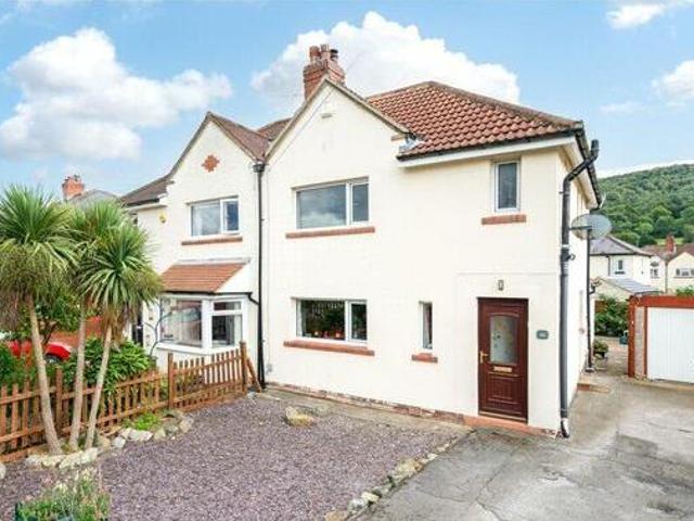 House for sale in West Chevin, Guiseley