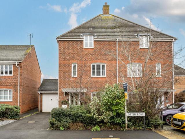 Farm for sale in Covingham, Swindon