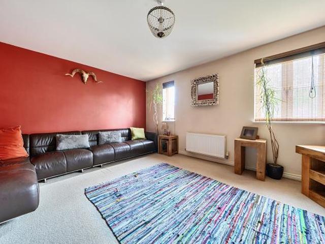 Farm for sale in Rodbourne, Swindon
