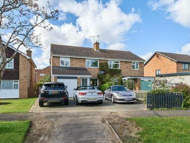 House for sale in The Slade, Oxfordshire