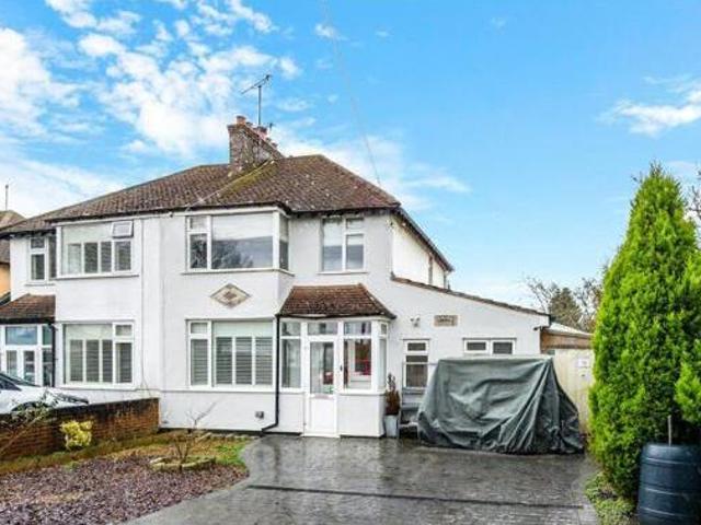 House for sale in Oxted, Hillview