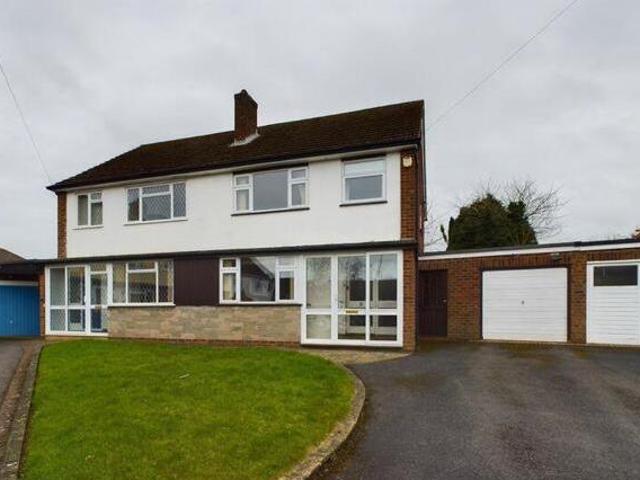 House for sale in Palmers Cross, West Midlands