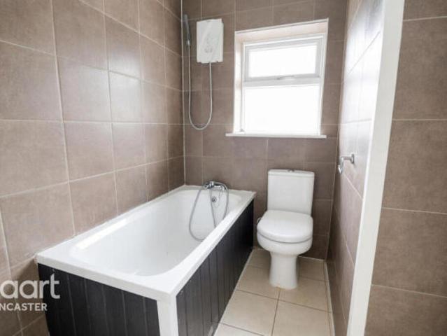 Farm for sale in Balby, Doncaster