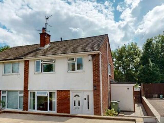 House for sale in Lyons, Greater London