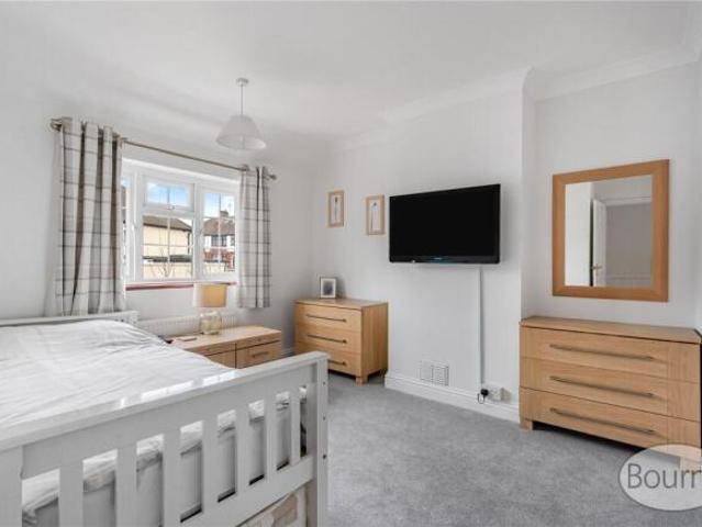 Farm for sale in Fairlands, Guildford