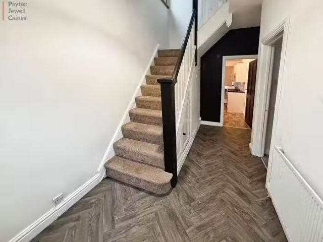 House for sale in Taibach