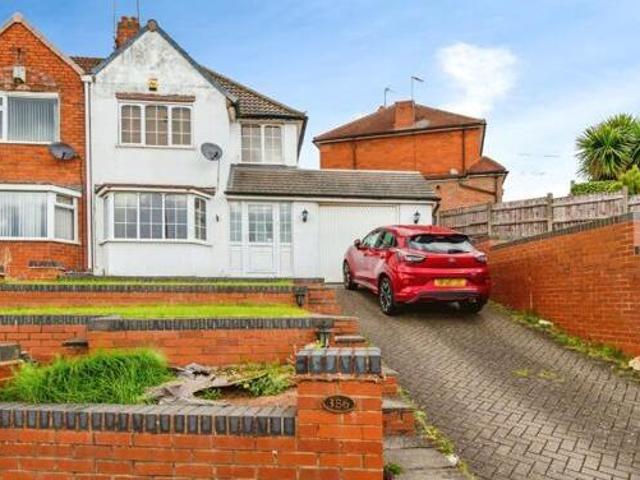 House for sale in Perry Beeches, Birmingham