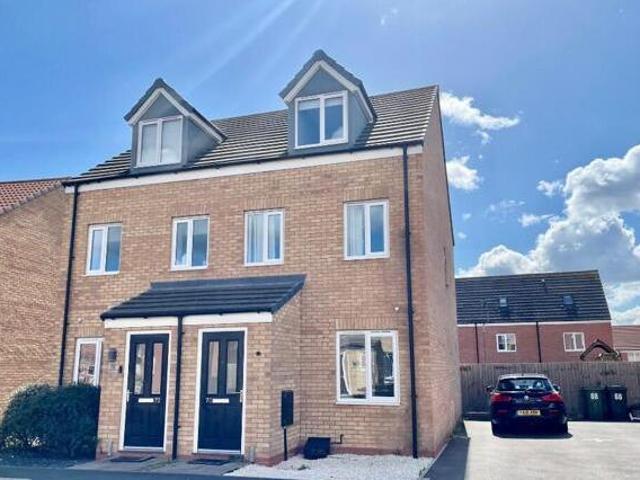 House for sale in Hampton Green, Cambridgeshire